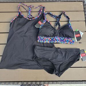 TYR Durafast Women Carnivale Sierra Tank & Isla Top & Hipkini Set SZ M New